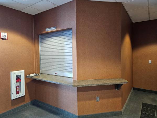 2104 12 HWY E, Willmar, MN 56201