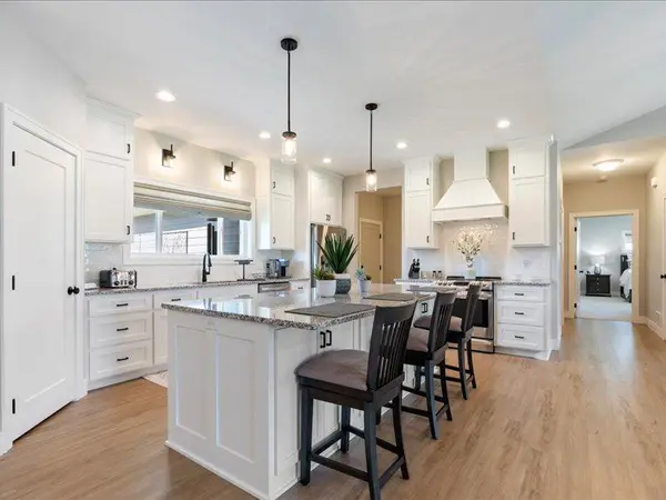 11364 Legacy DR, East Gull Lake, MN 56401