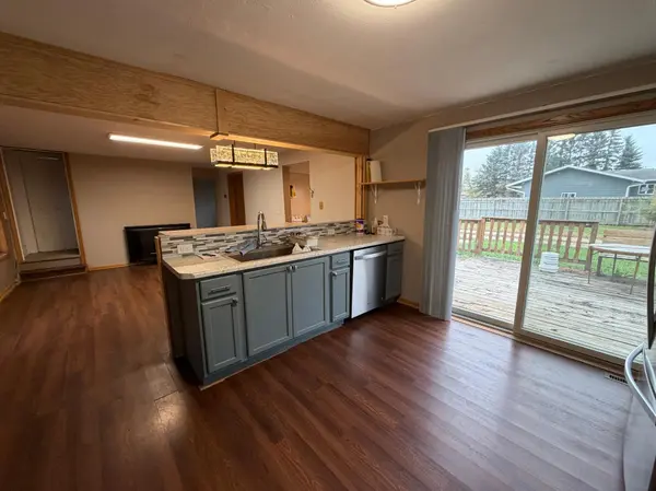 1208 Webster ST, Lisbon, ND 58054