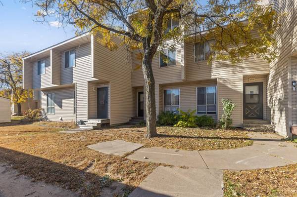 5729 80th AVE N, Brooklyn Park, MN 55443