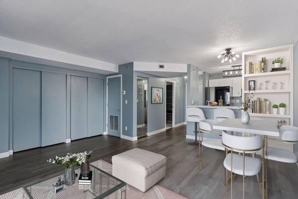 66 9th ST E #2501, Saint Paul, MN 55101