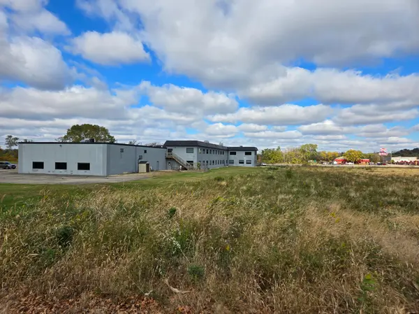3305 Highway 60 W, Faribault, MN 55021
