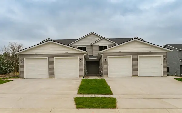 1073 Century Village LN NE, Rochester, MN 55906