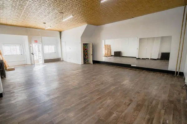1051 Hudson RD, Saint Paul, MN 55106