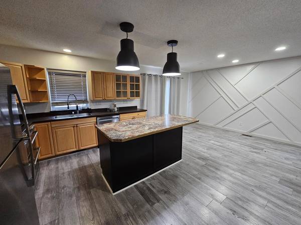 1842 52nd ST S, Fargo, ND 58103