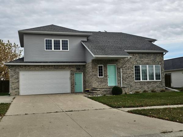 1842 52nd ST S, Fargo, ND 58103