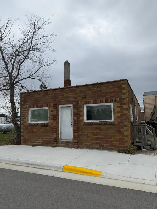 219 1st AVE NE, Baudette, MN 56623