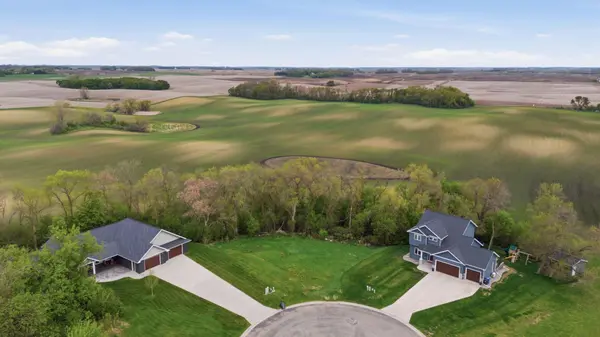 552 Leonard ST, Hawley, MN 56549