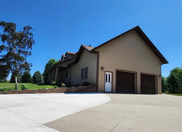 573 State Highway 30, Pipestone, MN 56164