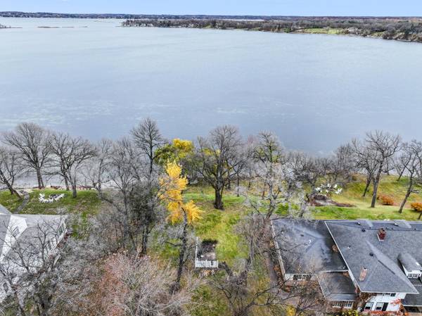 3311 N Nokomis NE, Alexandria, MN 56308