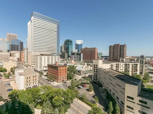 1201 Yale PL #1107, Minneapolis, MN 55403
