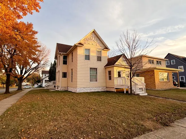 1224 4th AVE, Worthington, MN 56187