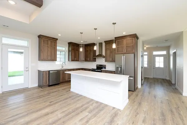 235 Emma CT, Mapleton, ND 58059