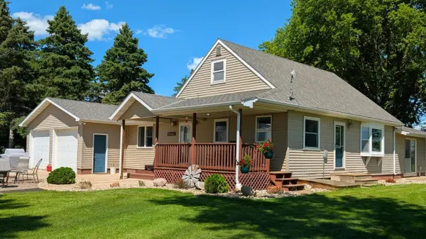 6045 20th ST SW, Montevideo, MN 56265
