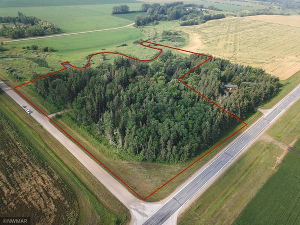25913 County Road 129, Roseau, MN 56751