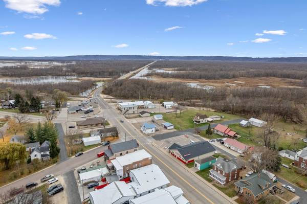 207 N Main ST, Nelson, WI 54756