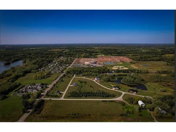 922 Eldris WAY, Mora, MN 55051