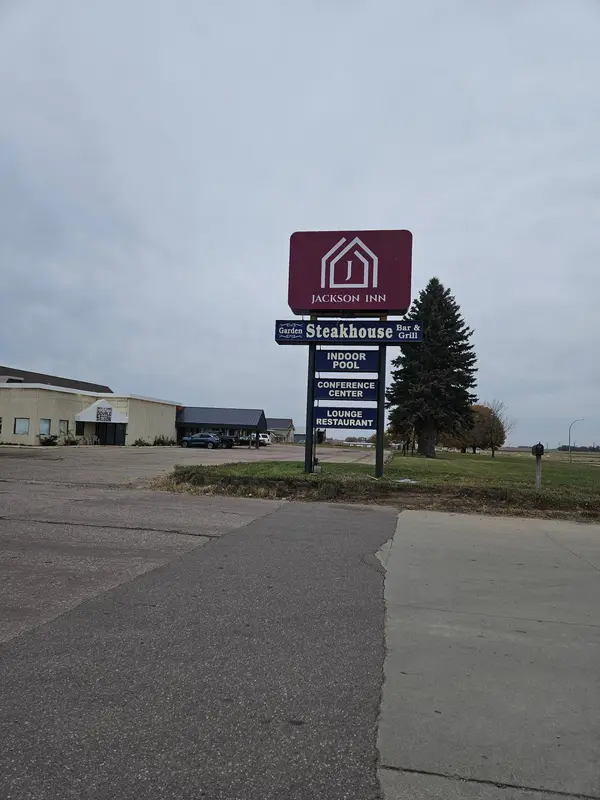 2007 Highway 71 N, Jackson, MN 56143