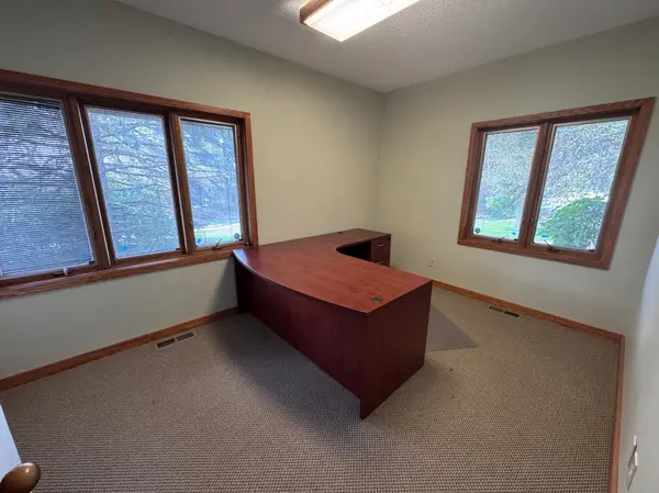 5811 Cedar Lake RD S, Saint Louis Park, MN 55416