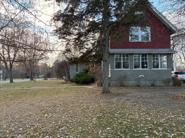 724 S Marshall AVE, Litchfield, MN 55355