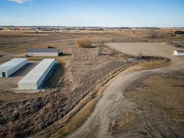 708 10th AVE W, Lisbon, ND 58054