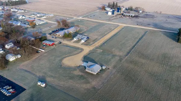 305 3rd ST NW, Adams, MN 55909