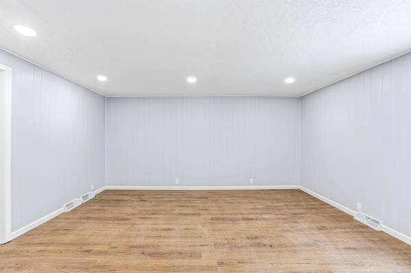 9350 Roy RD, Delano, MN 55328