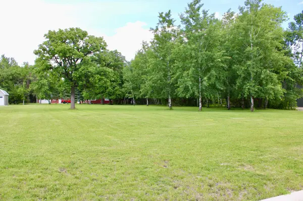 401 Robson CT, Thief River Falls, MN 56701