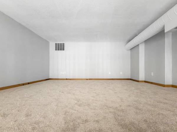 500 Division ST S #7, Northfield, MN 55057
