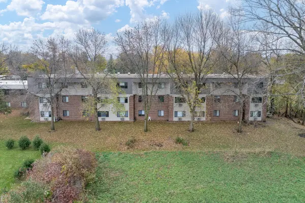 3200 Maple AVE #2, Slayton, MN 56172