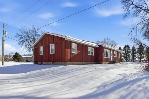 3575 Vermillion ST, Hastings, MN 55033