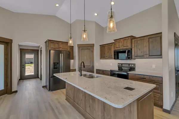1900 Sandstone LOOP S, Sartell, MN 56377