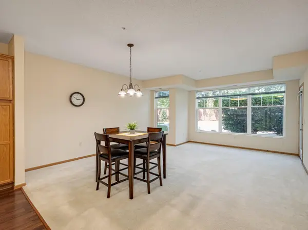 1900 Rush Lake TRL #112, New Brighton, MN 55112