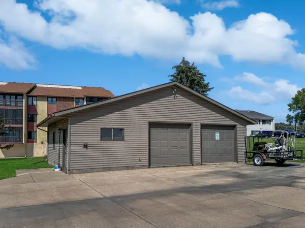 111 & 107 Dorothy ST, Fairmont, MN 56031