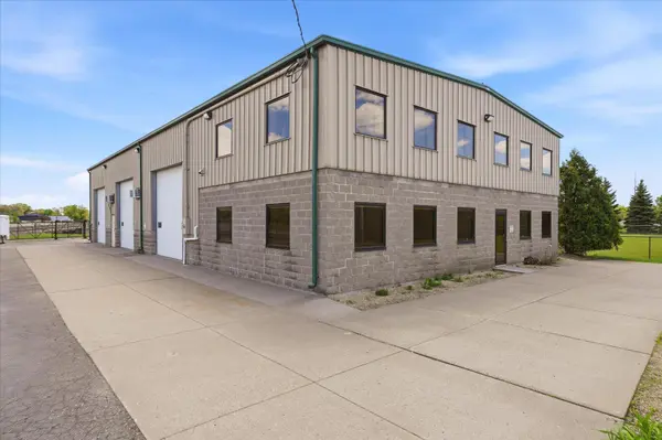 617 Pierce ST, Anoka, MN 55303