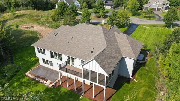 10484 56th PL N, Lake Elmo, MN 55042
