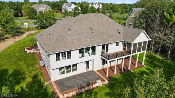 10484 56th PL N, Lake Elmo, MN 55042