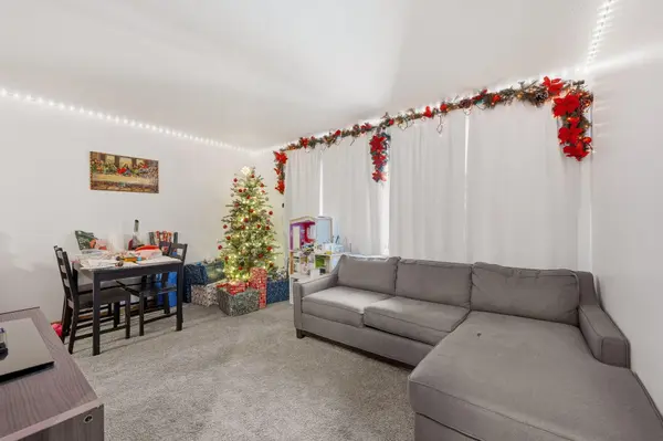 5733 Bossen TER, Minneapolis, MN 55417