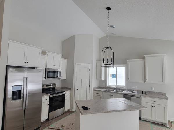 330 Mill ST, Osceola, WI 54020