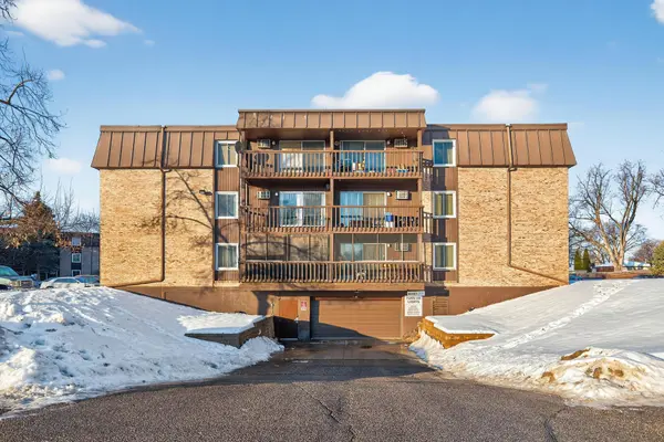 4207 Lakeside AVE N #137, Brooklyn Center, MN 55429