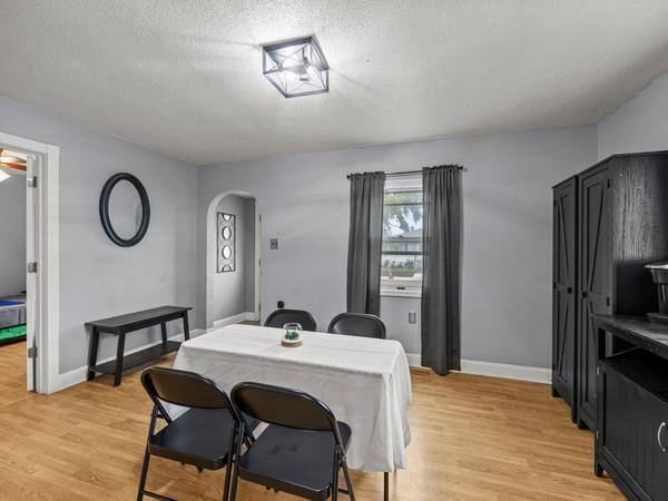 406 5th ST NW, Montgomery, MN 56069