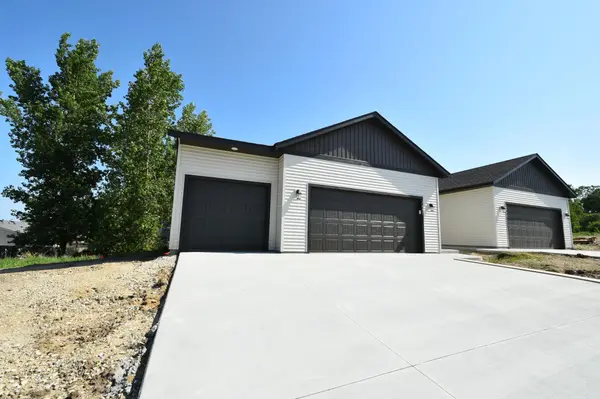 2031 20th Street E, Zumbrota, MN 55992