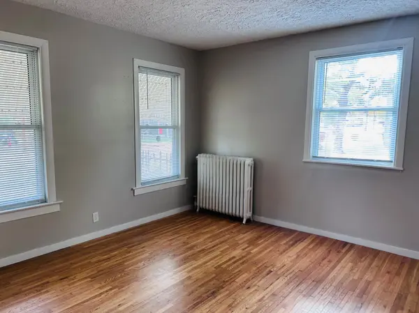 567 Livingston AVE, Saint Paul, MN 55107