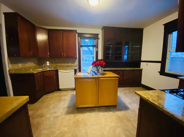 607 Topping ST, Saint Paul, MN 55103