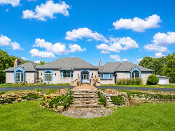 11832 County Road 51, Saint Joseph, MN 56374