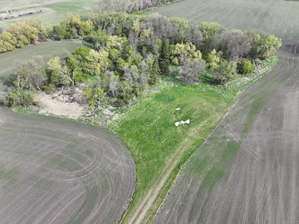 1st St SE 1st St SE, Cooperstown, ND 58425