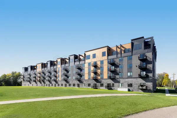 505 OAK ST N #502, Fargo, ND 58102