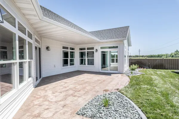 662 Rania WAY W, West Fargo, ND 58078