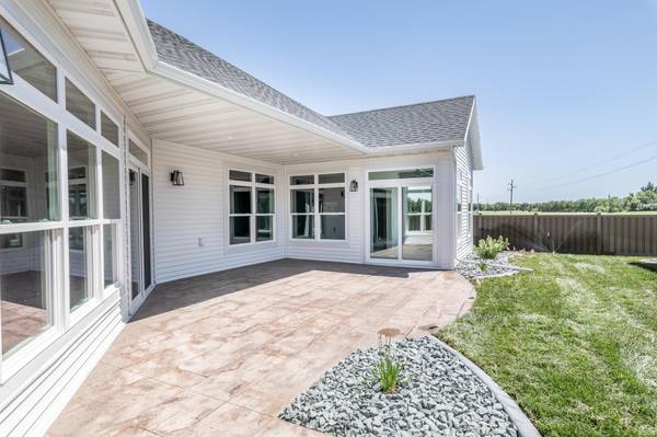 662 Rania WAY W, West Fargo, ND 58078