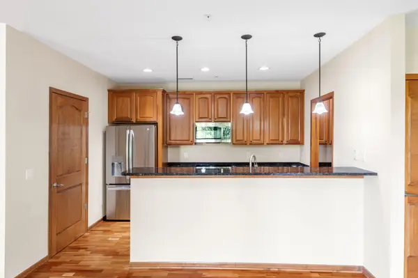 4100 Spring ST #211, Spring Park, MN 55384
